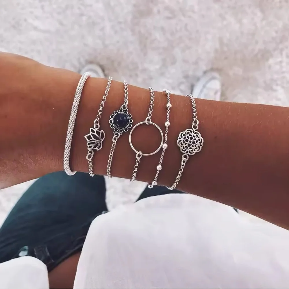 Beautiful BoHo bracelets - Picture 1 of 1